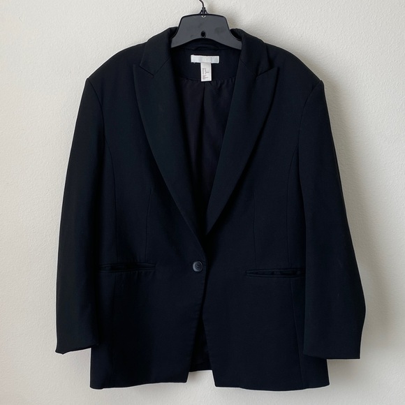 H&M Jackets & Blazers - H&M Classic Black Blazer